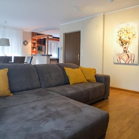 M16 Spacious And Bright Apartment 류블랴나 외부 사진