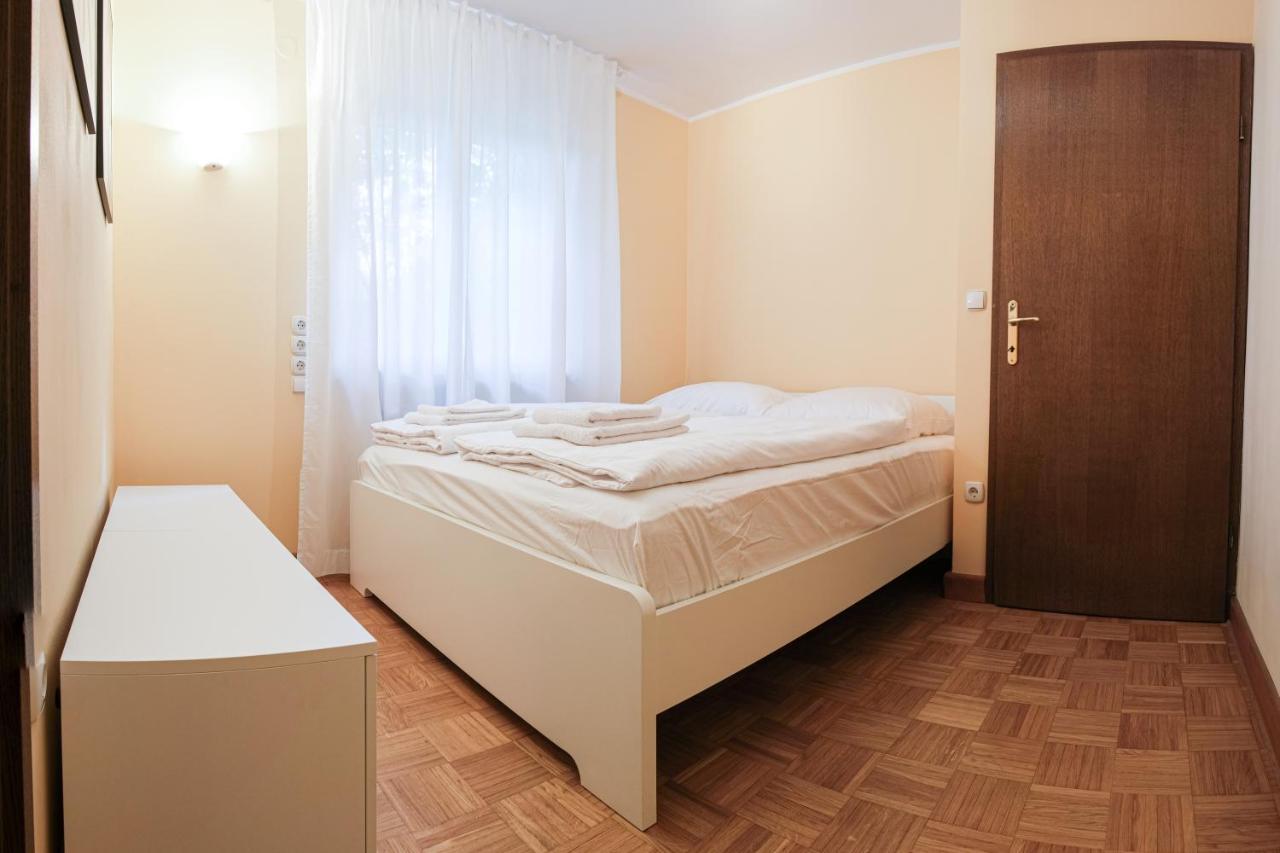 M16 Spacious And Bright Apartment 류블랴나 외부 사진